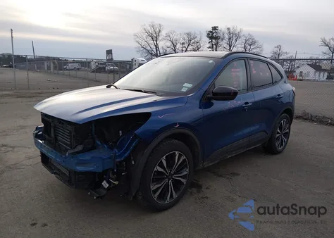 2022 Ford Escape Se from USA, damaged, VIN 1FMCU9G69NUB27504